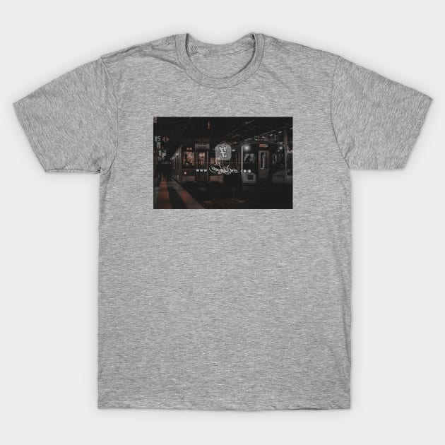 the tunnel T-Shirt by Fooshop